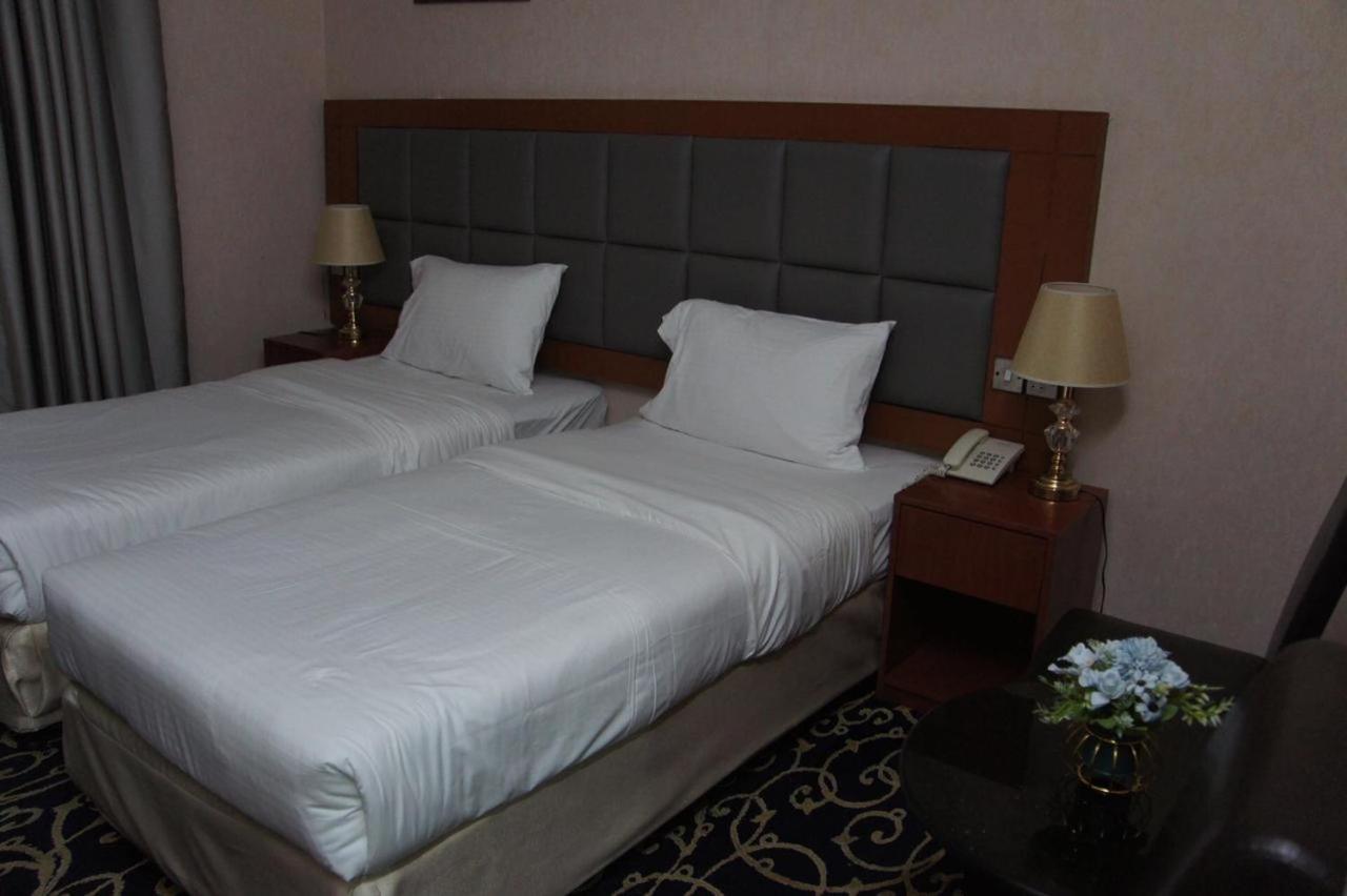 Three 888 Hotel Dubai Exterior photo
